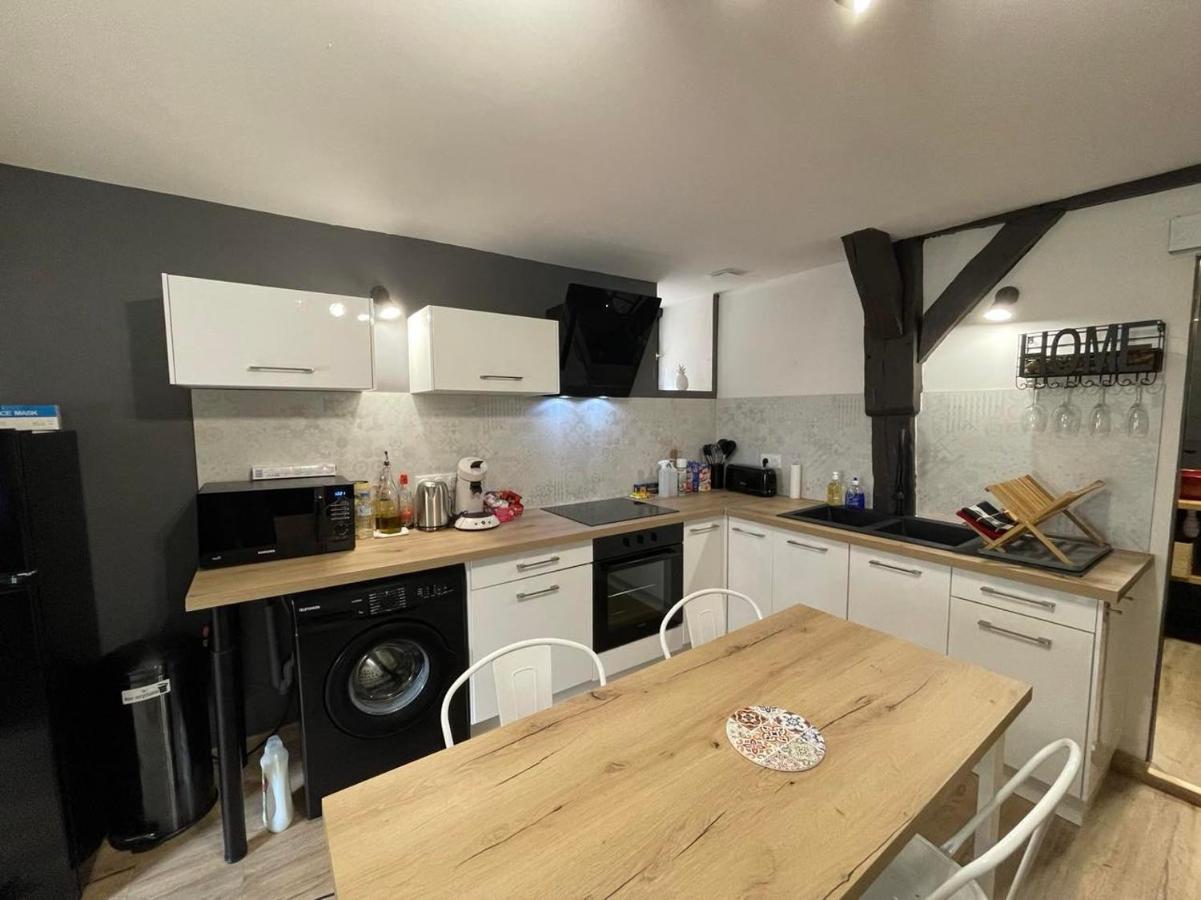 Appartements Chez Delphine Et Guillaume Au Coeur De Semur En Auxois Kültér fotó